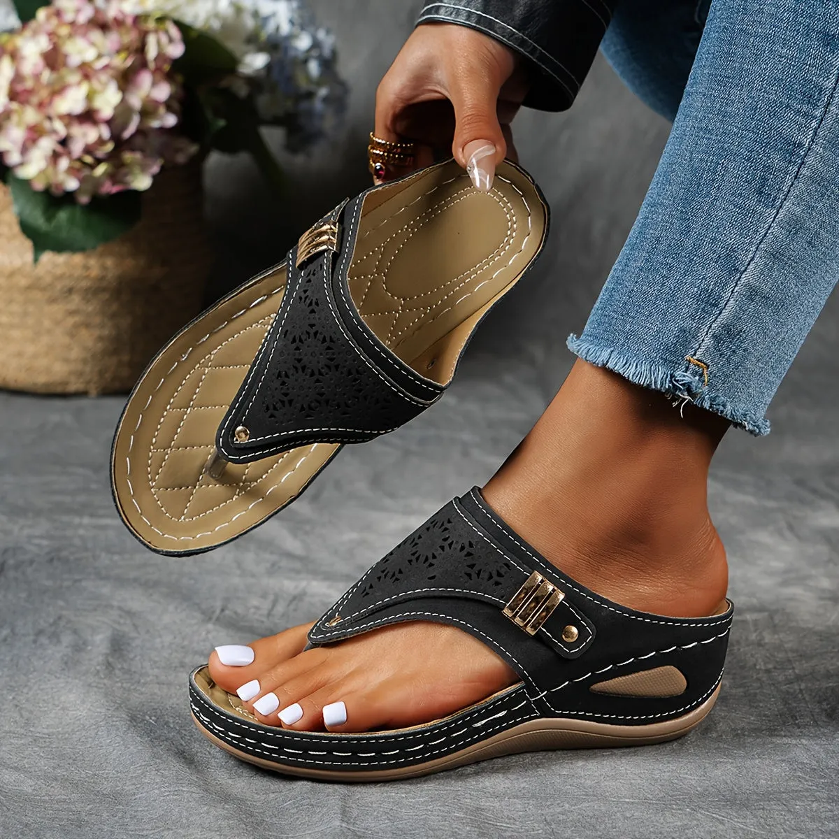 Amozae-Women's Wedge Flip Flops, Comfy Hollow Arch Support Outdoor Slide Sandals, All-Match Soft Sole Slide Shoes