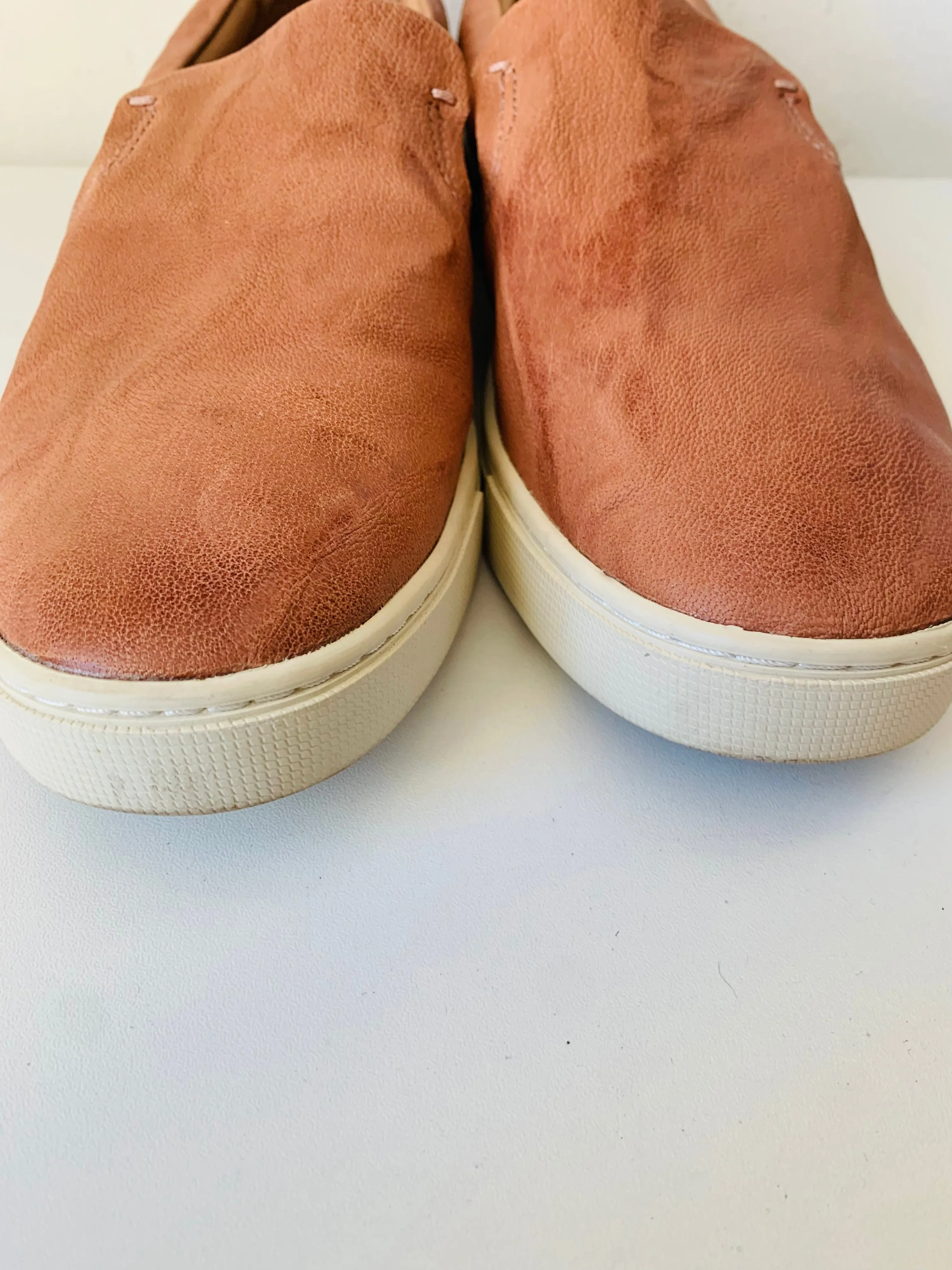 Frye Lilac Ivy Style Slip On Leather Light Brown Sneakers Size 7.5