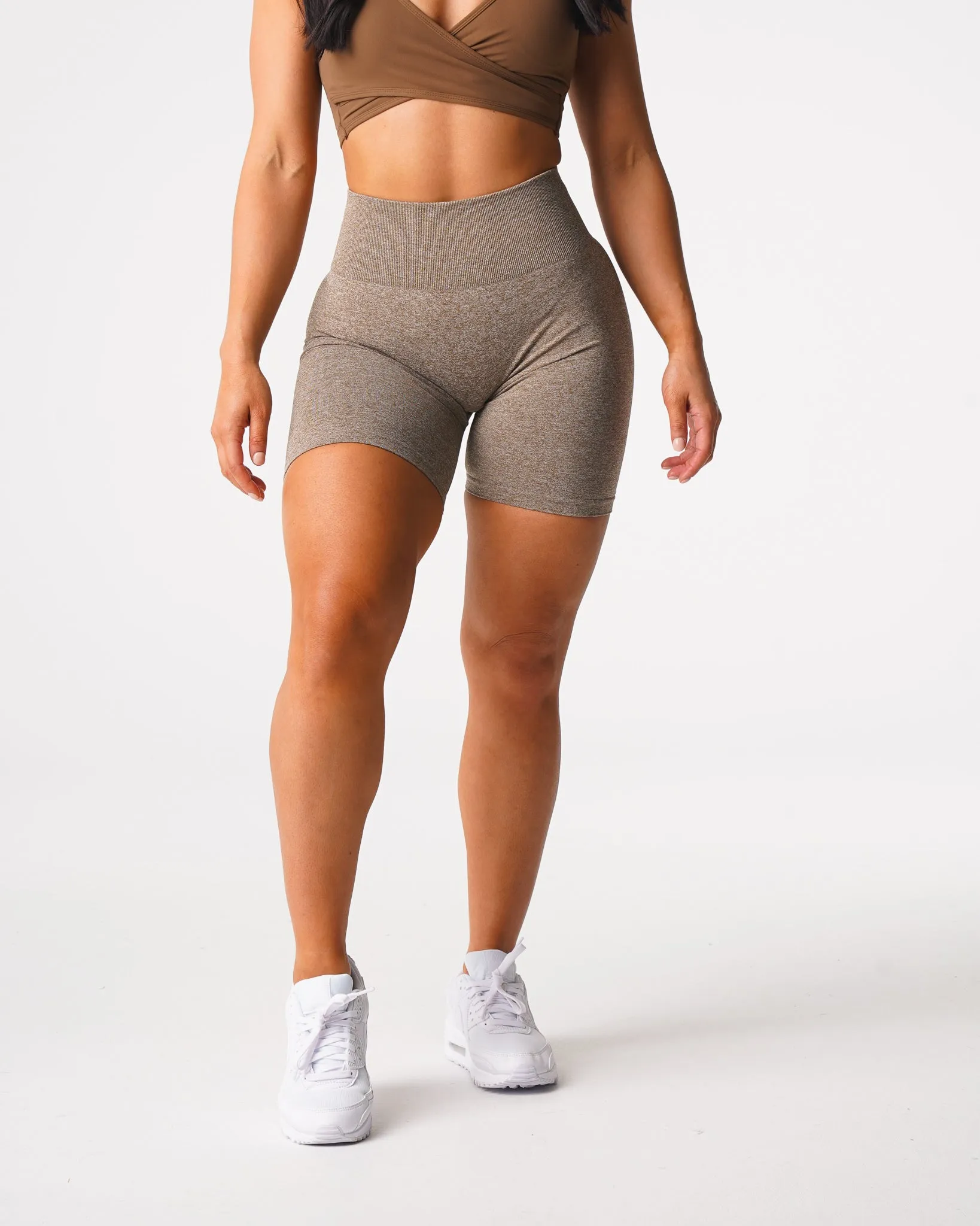 Mocha Scrunch Seamless Shorts