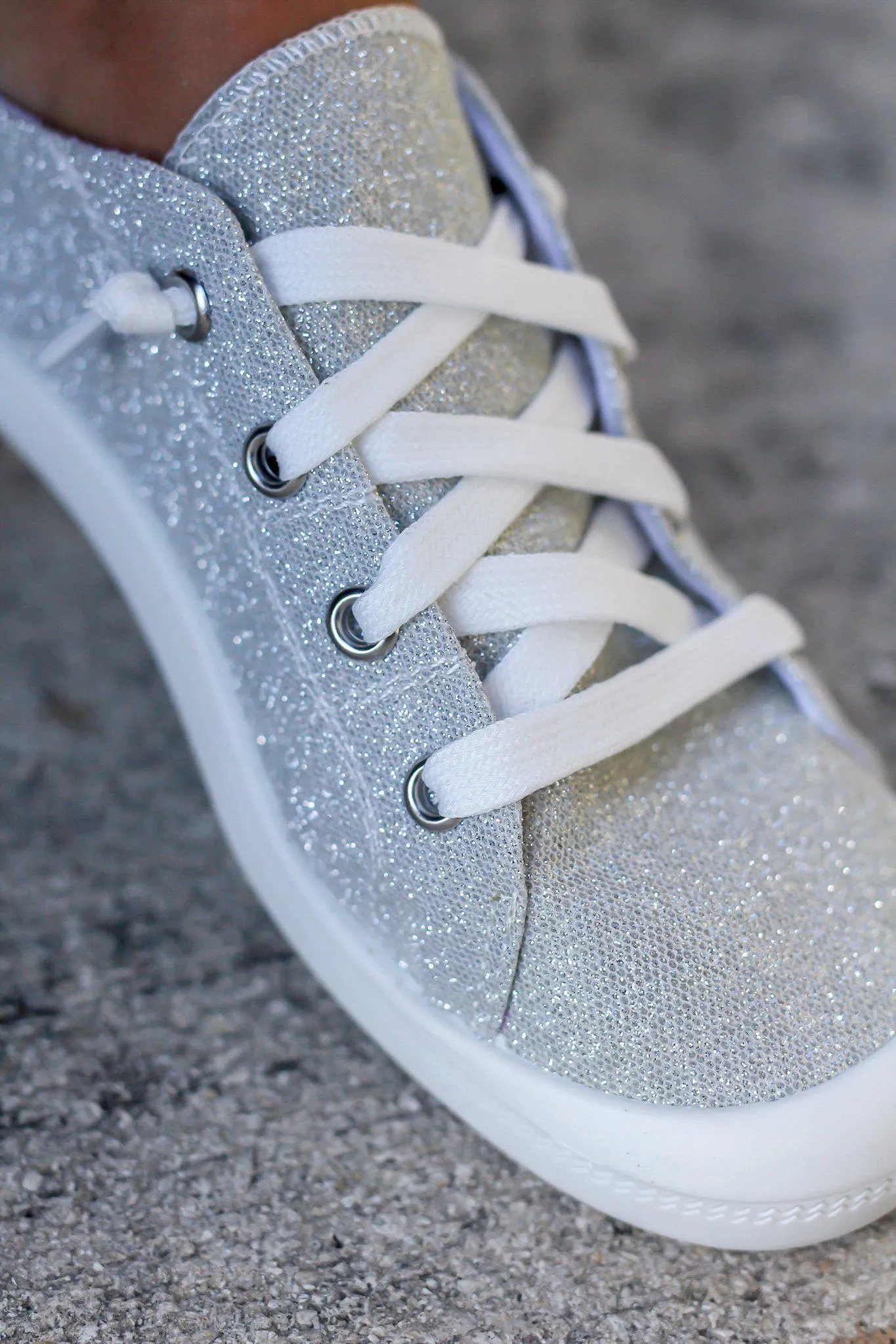 Neema Silver Sneakers