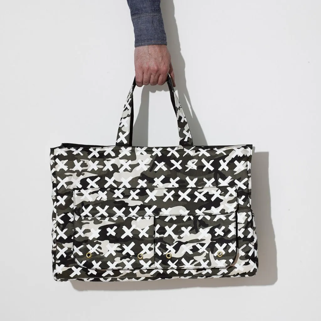 Pet Carrier: Camo X Travel Tote in White