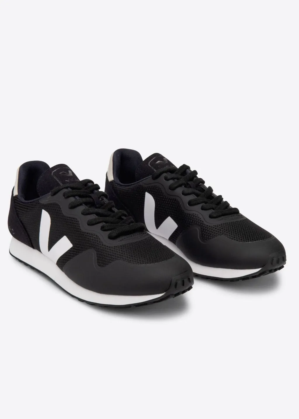 VEJA North America SDU B-Mesh Sneaker in Black & White