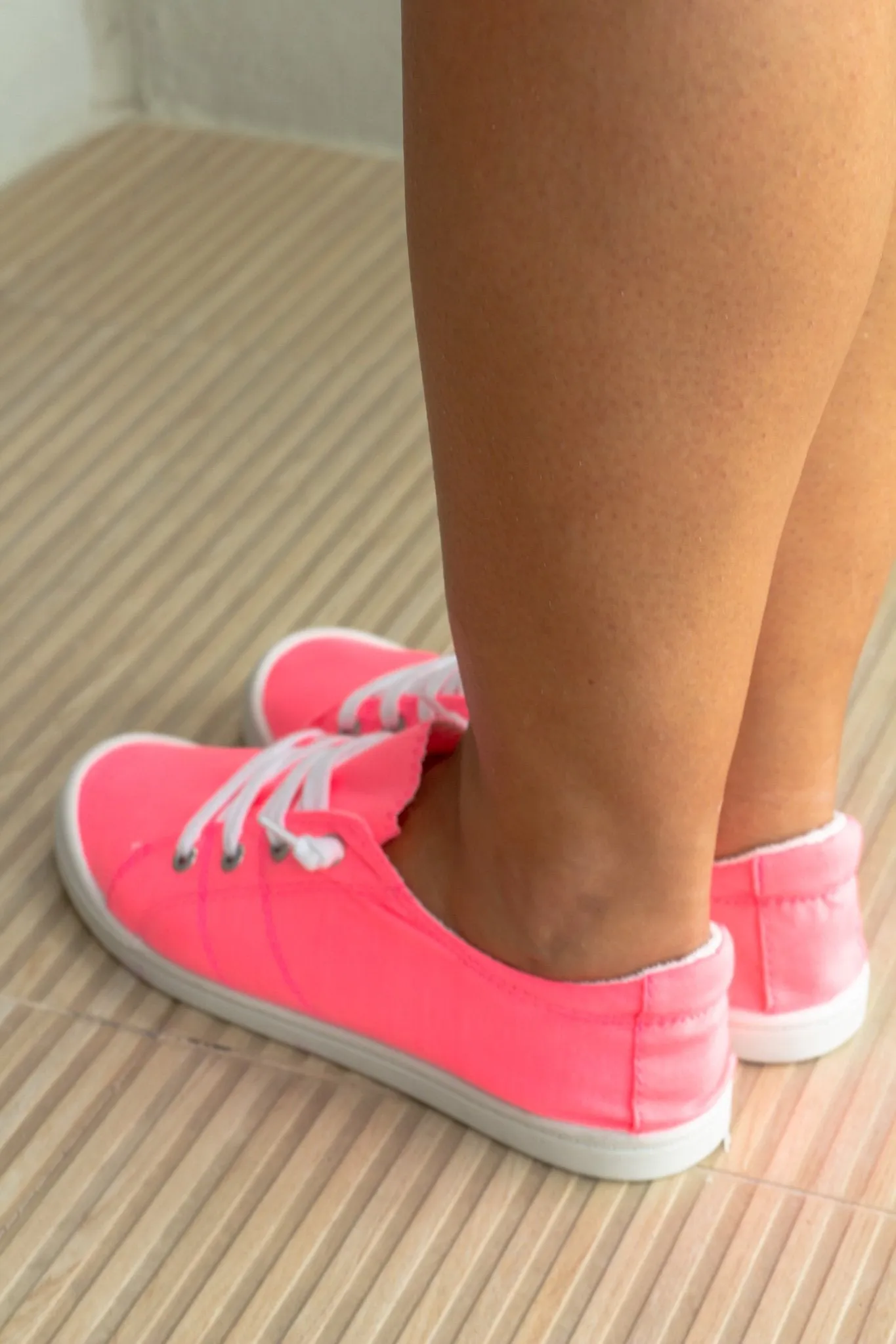 Zig Neon Pink Sneakers